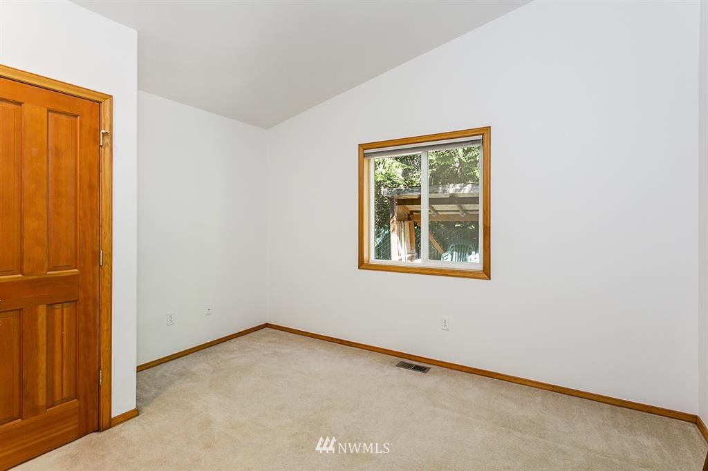 11934 Fay Road Northeast Carnation, WA 98014 - Photo 16 of 24 Gallery Image 16