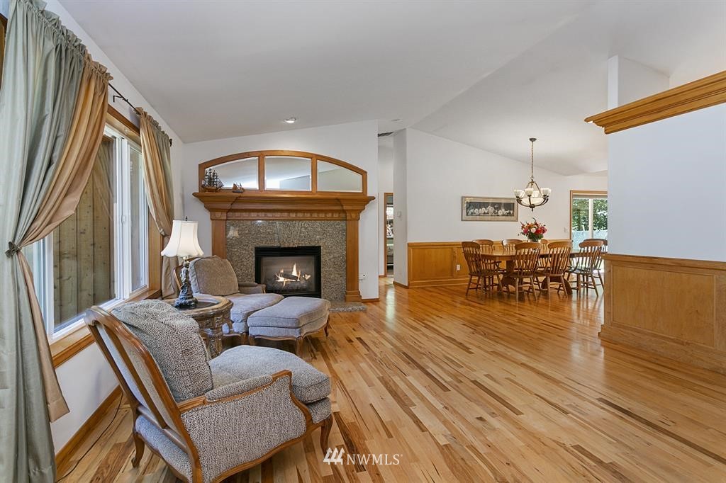 11934 Fay Road Northeast Carnation, WA 98014 - Photo 3 of 24 Gallery Image 3