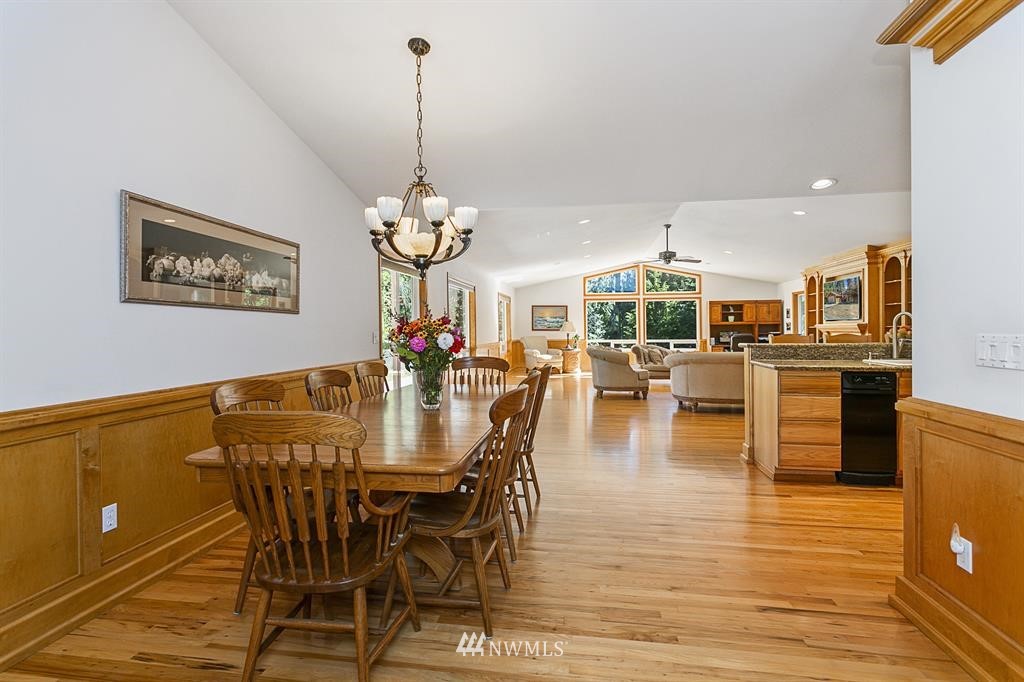 11934 Fay Road Northeast Carnation, WA 98014 - Photo 4 of 24 Gallery Image 4