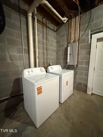 $1,350 | 6 Lake Village Court, Unit 6, Johnson City, TN 37601