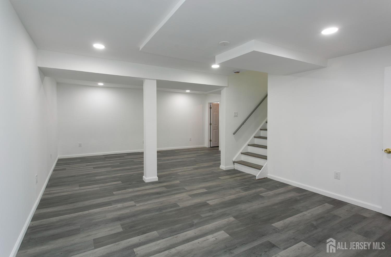 7 Cactus Court Edison, NJ 08820 - Photo 24 of 38 a view of entryway with stairs