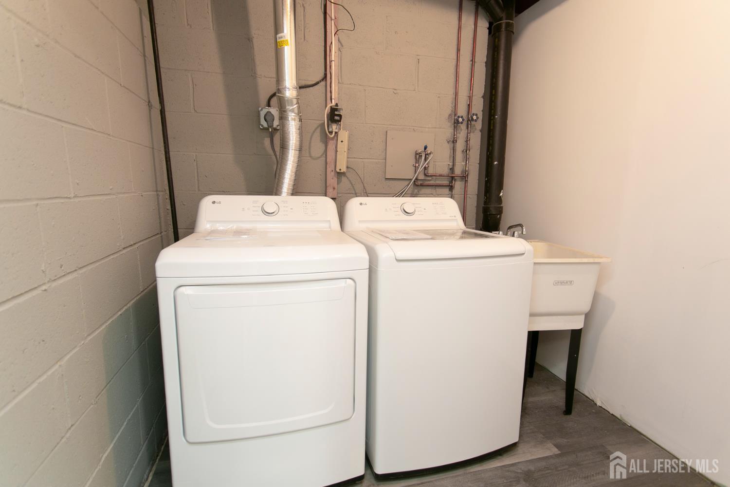 7 Cactus Court Edison, NJ 08820 - Photo 26 of 38