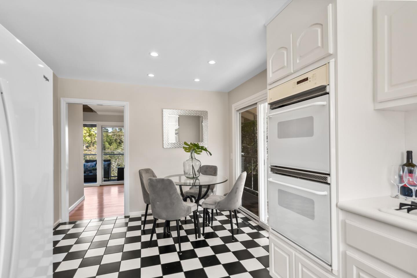 310 South Road Belmont, CA 94002 - Photo 20 of 41 Gallery Image 20