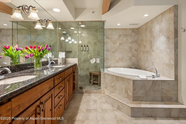 $2,890,000 | 600 Carriage Way, Unit K9&10, Snowmass Village, CO 81615