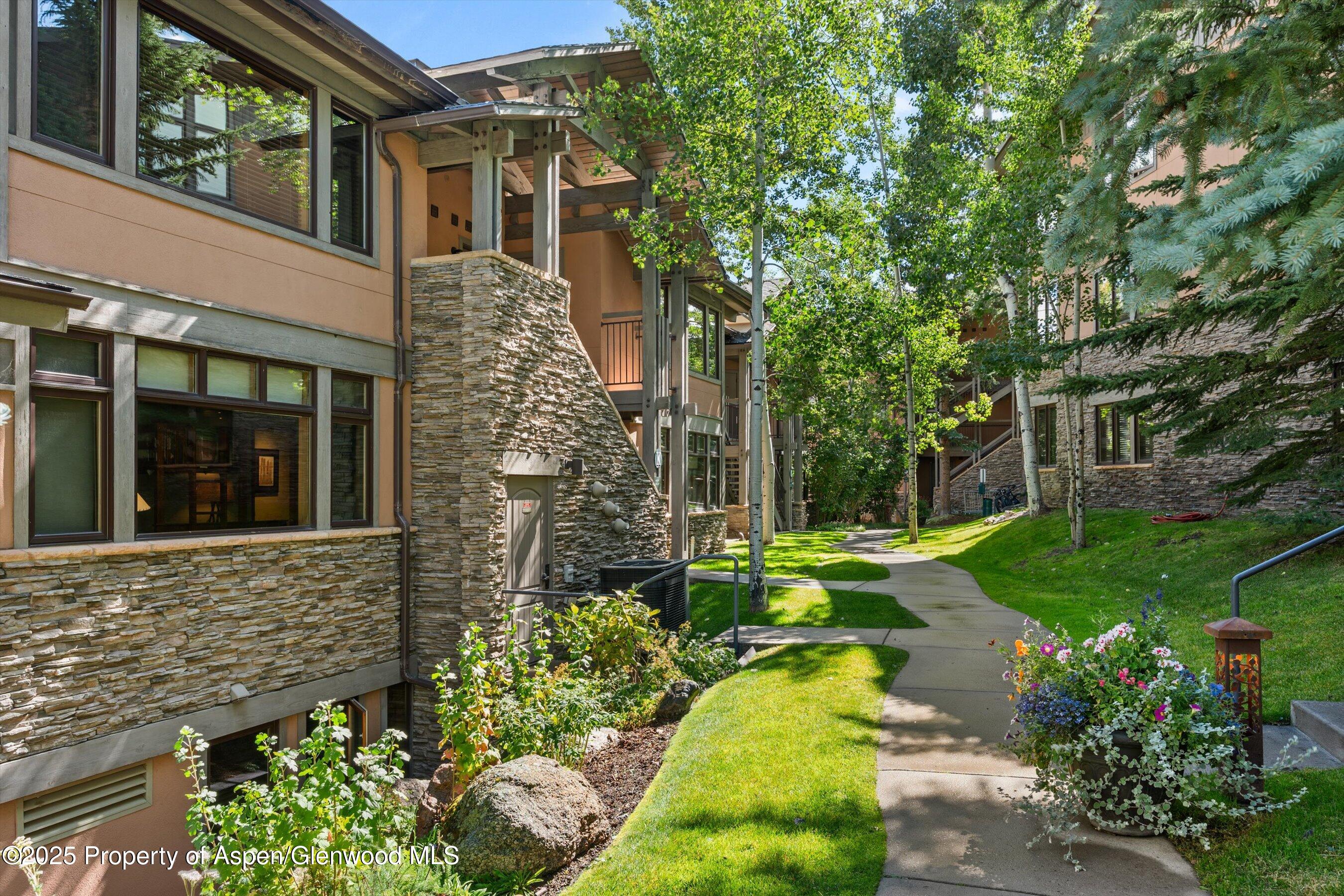 600 Carriage Way, Unit K9&10 Snowmass Village, CO 81615 - Photo 29 of 37 07-600CarraigeWayK9_1025091107