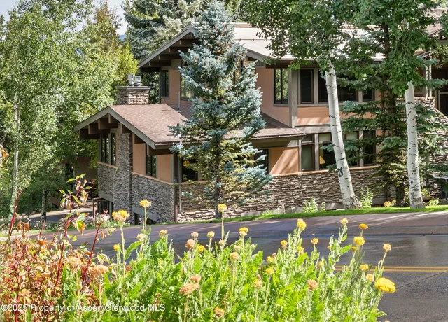$2,890,000 | 600 Carriage Way, Unit K9&10, Snowmass Village, CO 81615