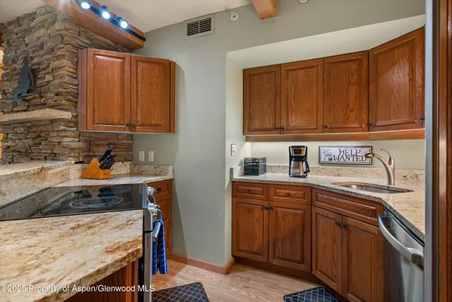 $2,890,000 | 600 Carriage Way, Unit K9&10, Snowmass Village, CO 81615