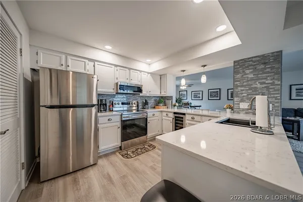 $299,000 | 5940 Baydy Peak Road, Unit 1123, Osage Beach, MO 65065