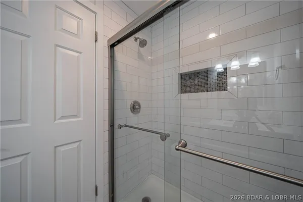 $299,000 | 5940 Baydy Peak Road, Unit 1123, Osage Beach, MO 65065