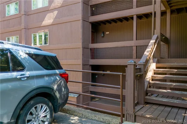 $299,000 | 5940 Baydy Peak Road, Unit 1123, Osage Beach, MO 65065