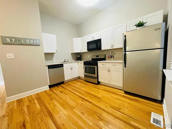 $1,595 | 4235 Gibson Avenue, Unit 1, St. Louis, MO 63110