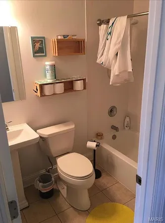 $1,595 | 4235 Gibson Avenue, Unit 1, St. Louis, MO 63110