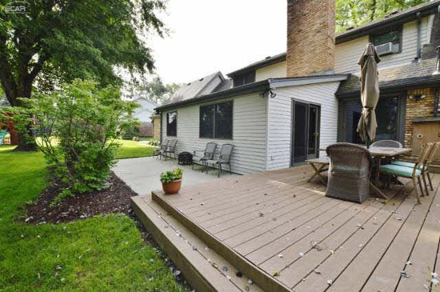5123 Tree Hill Road Grand Blanc, MI 48439 - Photo 11 of 58 21210837-10.JPG