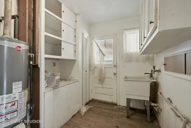 $115,000 | 224 Shabbona Drive, Park Forest, IL 60466