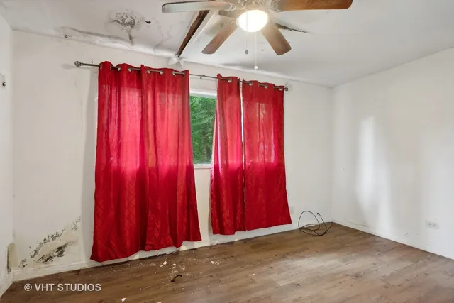 $115,000 | 224 Shabbona Drive, Park Forest, IL 60466