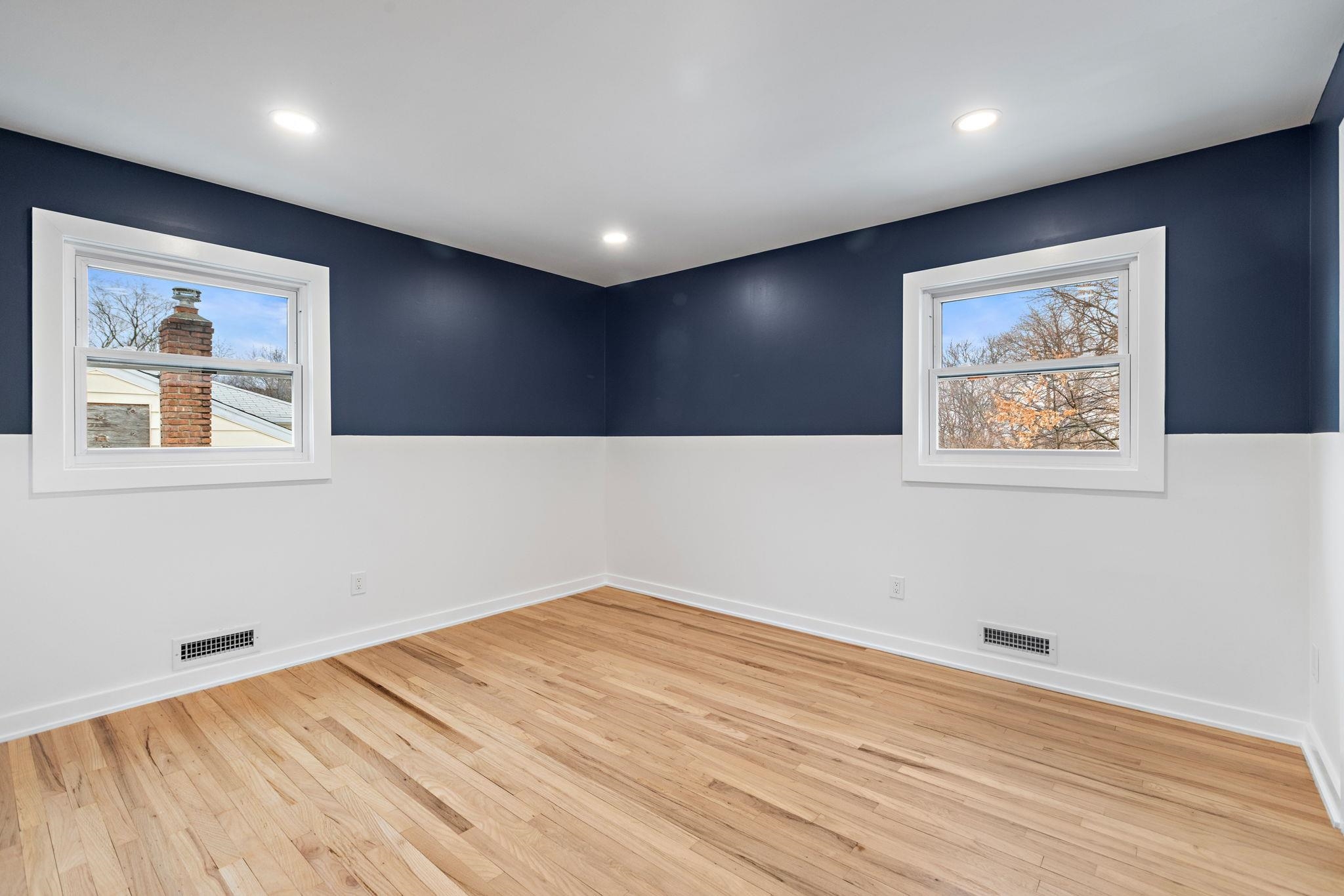 125 Rutgers Place Clifton, NJ 07013 - Photo 22 of 36