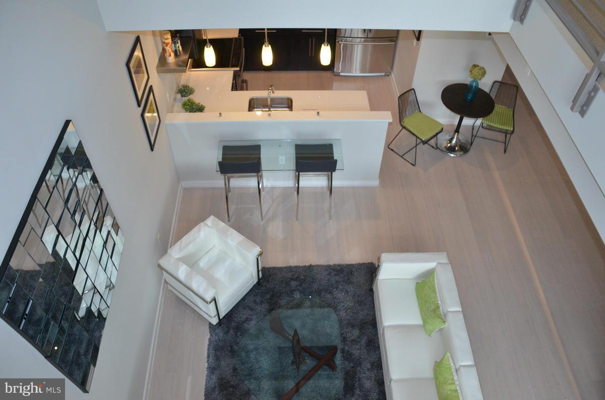 409 17th Street Northeast, Unit U Washington, DC 20002 - Photo 14 of 29 Living Room