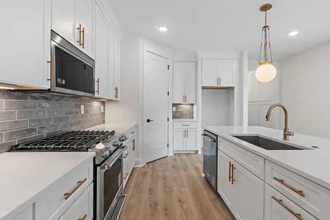 $639,400 | 669 A Westboro Drive, Nashville, TN 37209