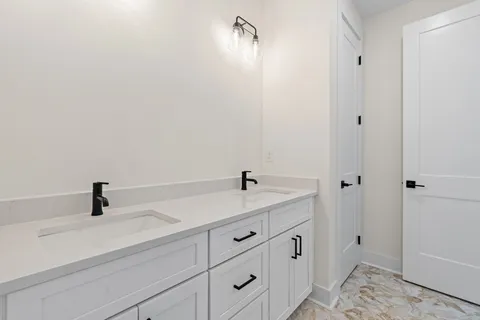 $647,000 | 669 A Westboro Drive, Nashville, TN 37209