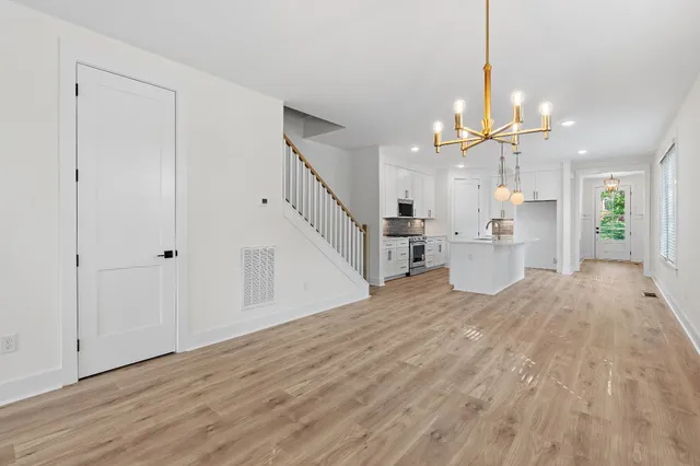 $650,000 | 669 A Westboro Drive, Nashville, TN 37209