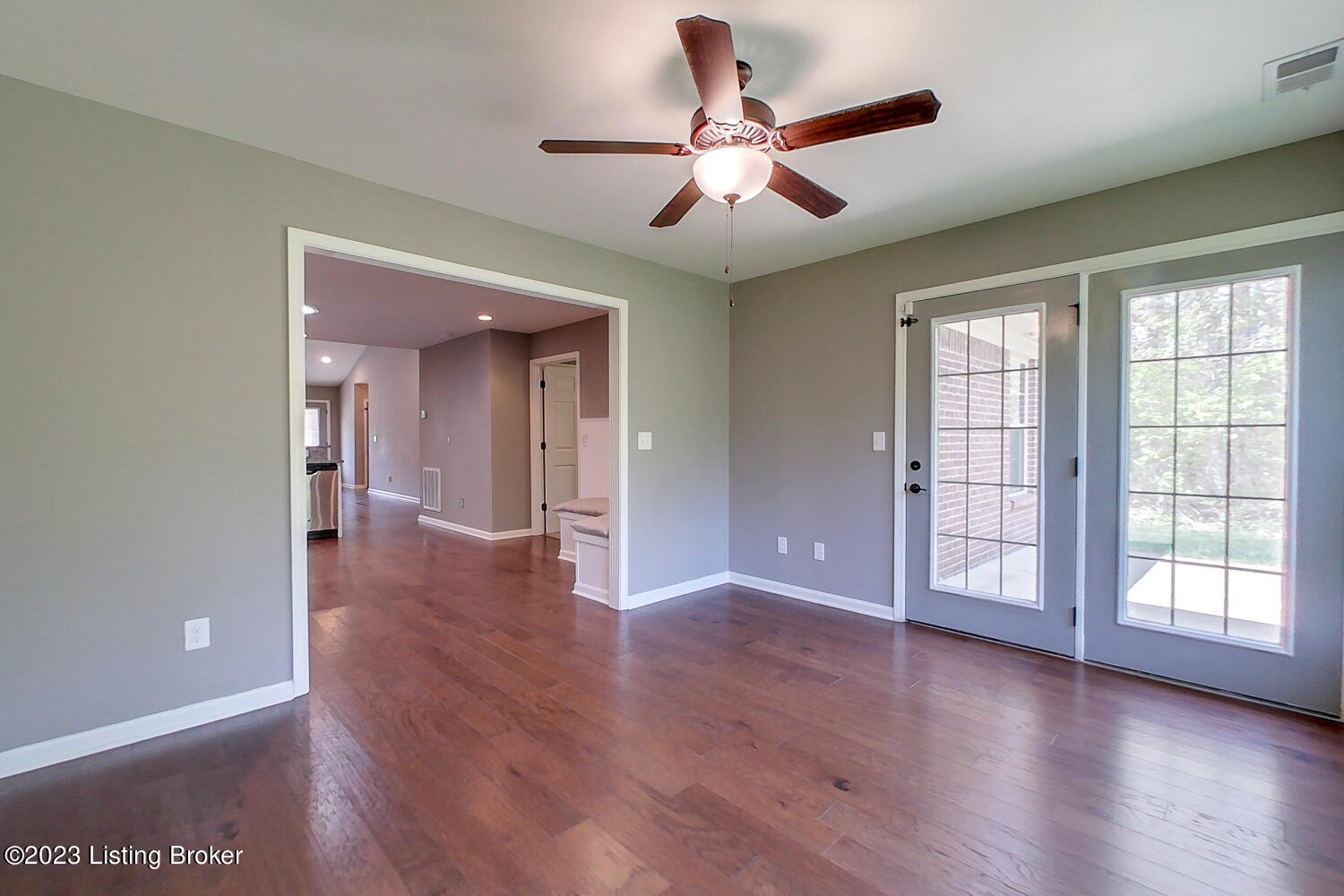 6551 Renate Road Louisville, KY 40291 - Photo 15 of 29 Sunroom/Florida Room
