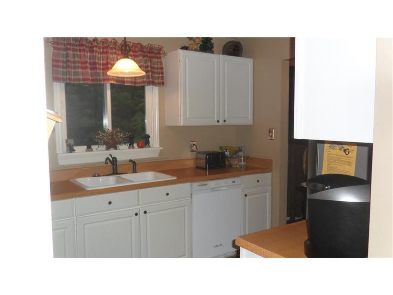 839 Zehner Road Indiana, PA 15701 - Photo 4 of 11 Kitchen.