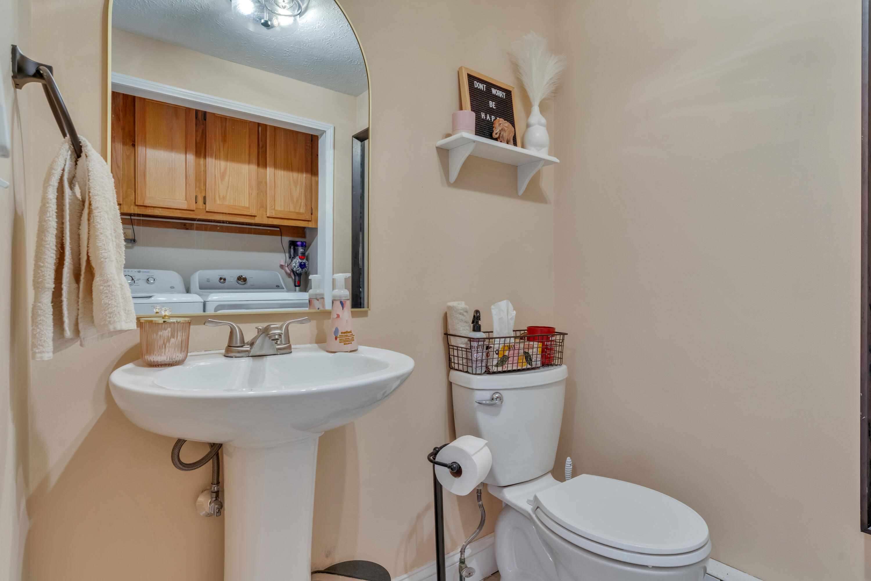 538 Main Street, Unit 2 Sanford, ME 04083 - Photo 8 of 22 _DSC1569