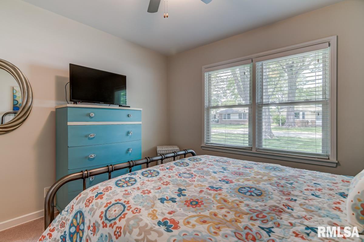 1824 East Hood Street Springfield, IL 62703 - Photo 20 of 30