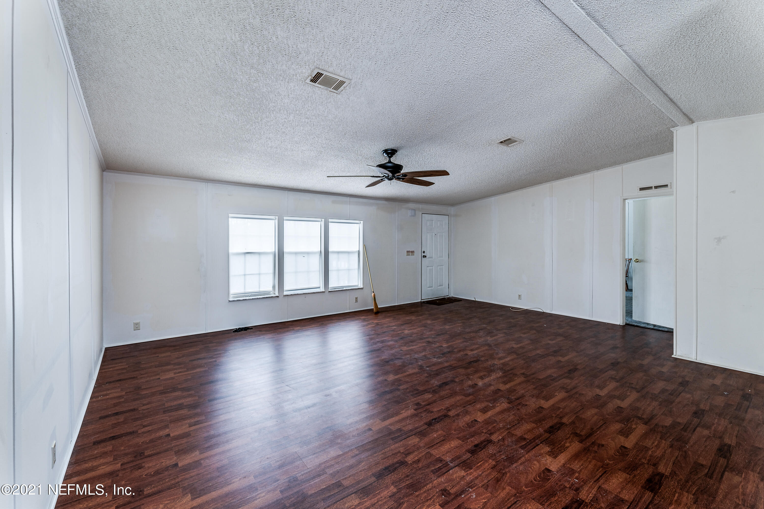 4370 Mark Allan Road Keystone Heights, FL 32656 - Photo 6 of 27 4370 Mark Allan Rd-35