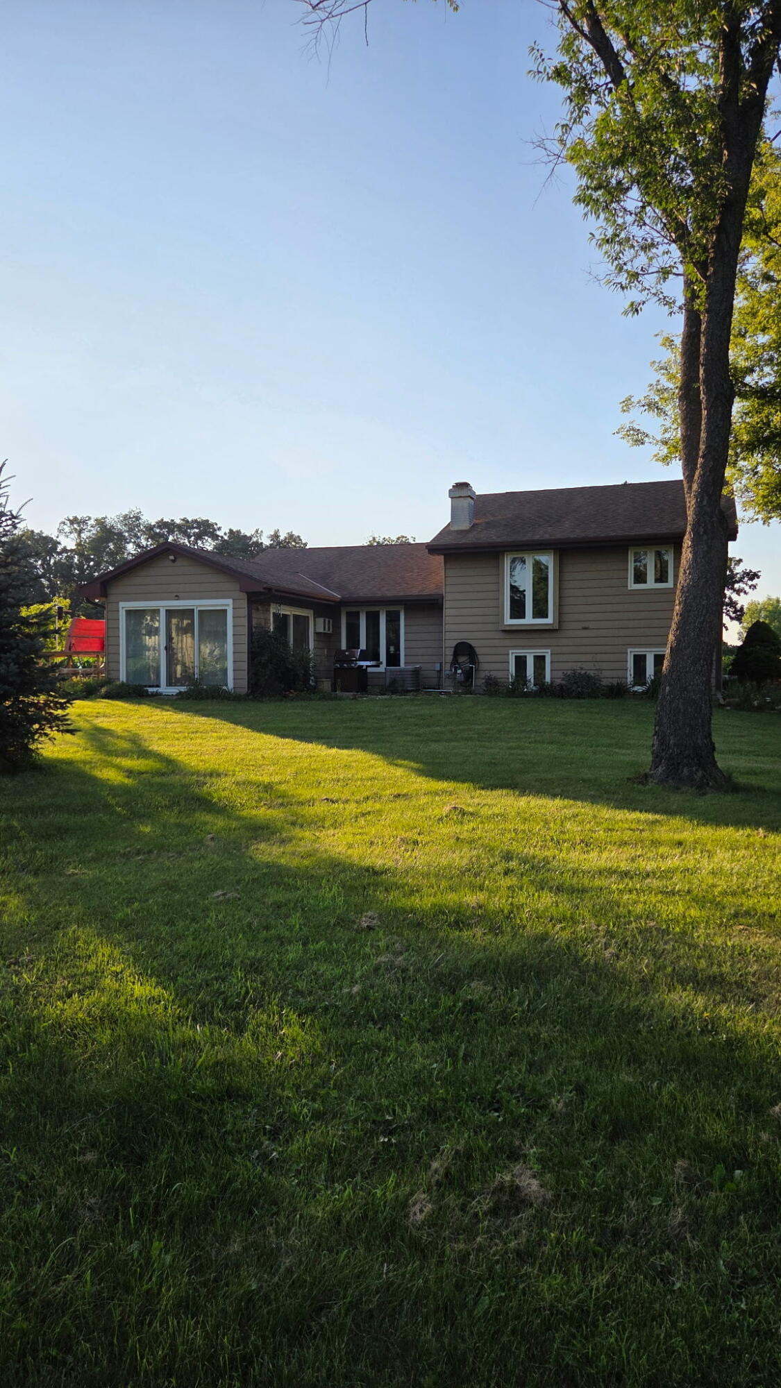 3377 North Hackbarth Road Janesville, WI 53548 - Photo 4 of 27 20260706_192006 (1)