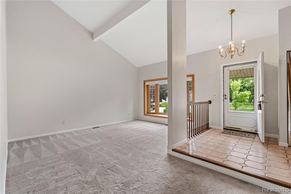 42352 Park Ridge Road Novi, MI 48375 - Photo 4 of 40 Gallery Image 4