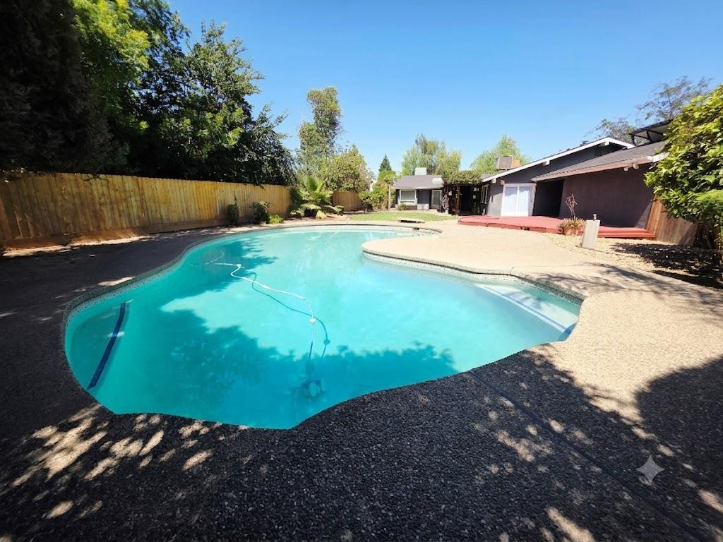 2214 Holt Avenue Sanger, CA 93657 - Photo 45 of 54