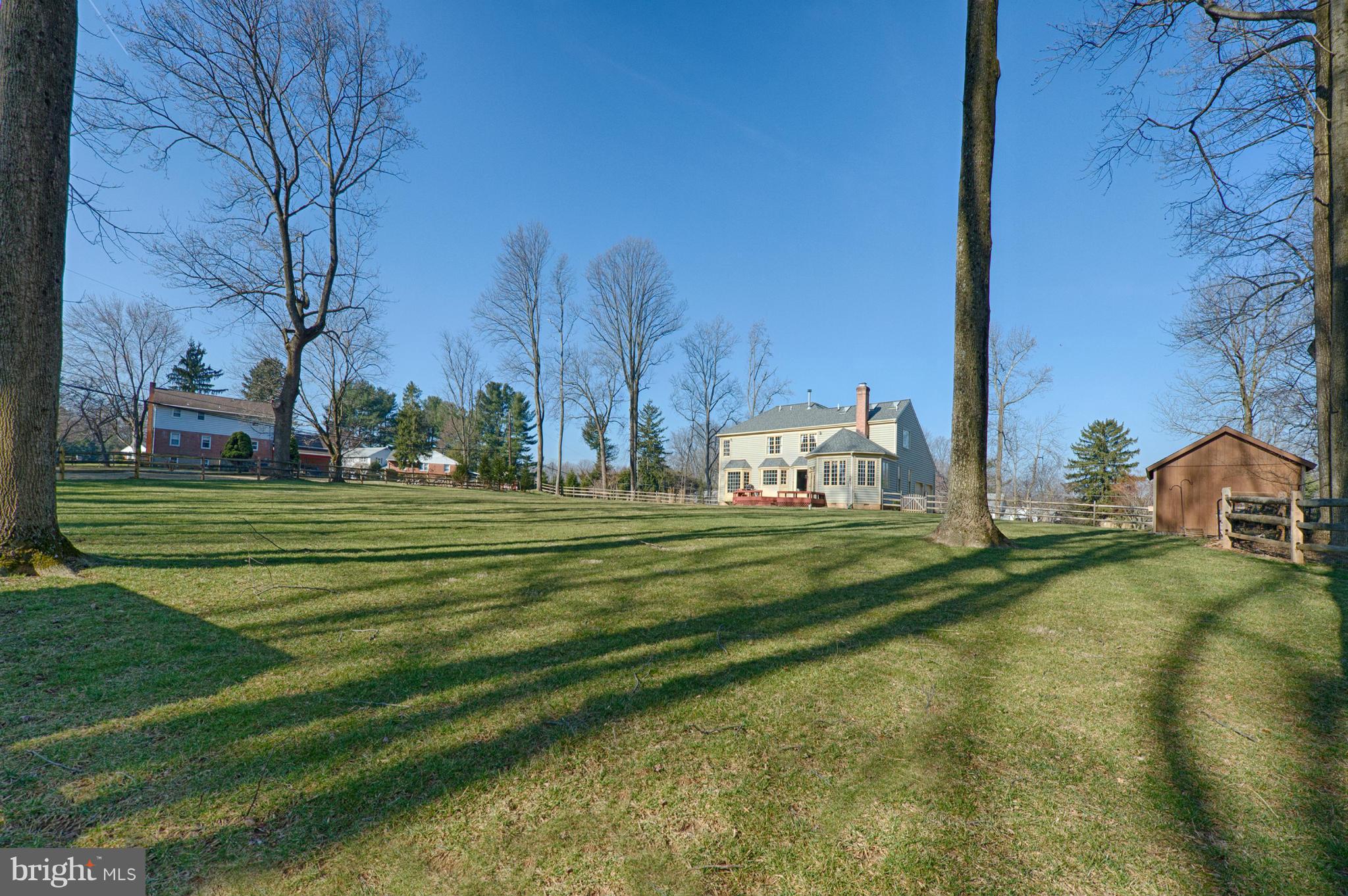 1629 Providence Road Towson, MD 21286 - Photo 28 of 30 a garden view with a play ground