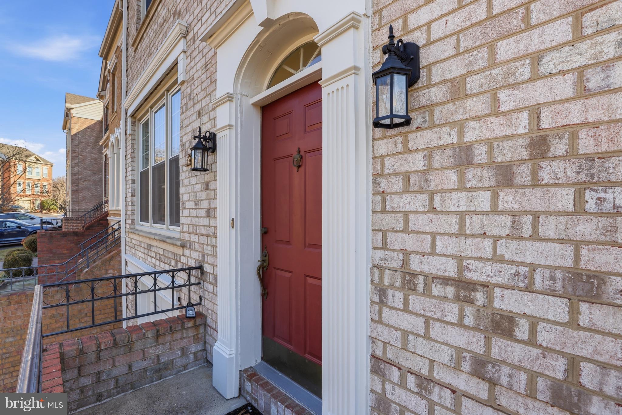 8027 Tanworth Court Springfield, VA 22152 - Photo 3 of 47 Brick Front Details