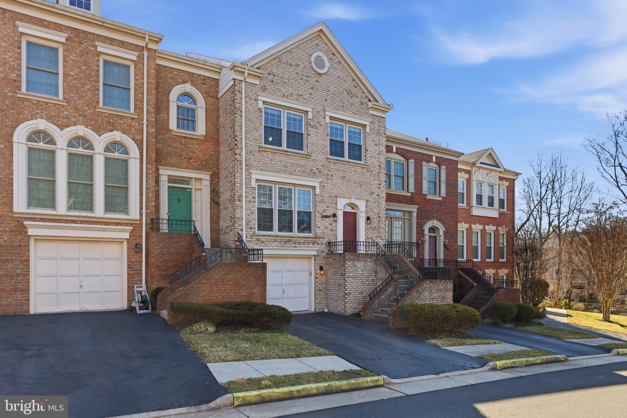 8027 Tanworth Court Springfield, VA 22152 - Photo 43 of 47 Front Exterior