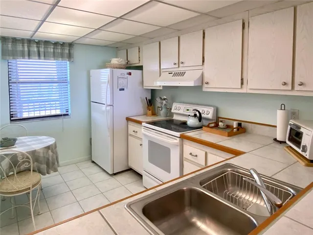 $2,300 | 4250 North Hwy A1A, Unit 903, Fort Pierce, FL 34949