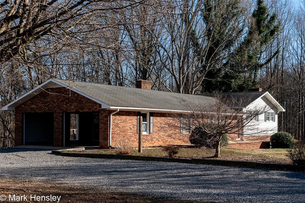 4193 Rockford Road Dobson, NC 27017 - Photo 5 of 18 Gallery Image 5