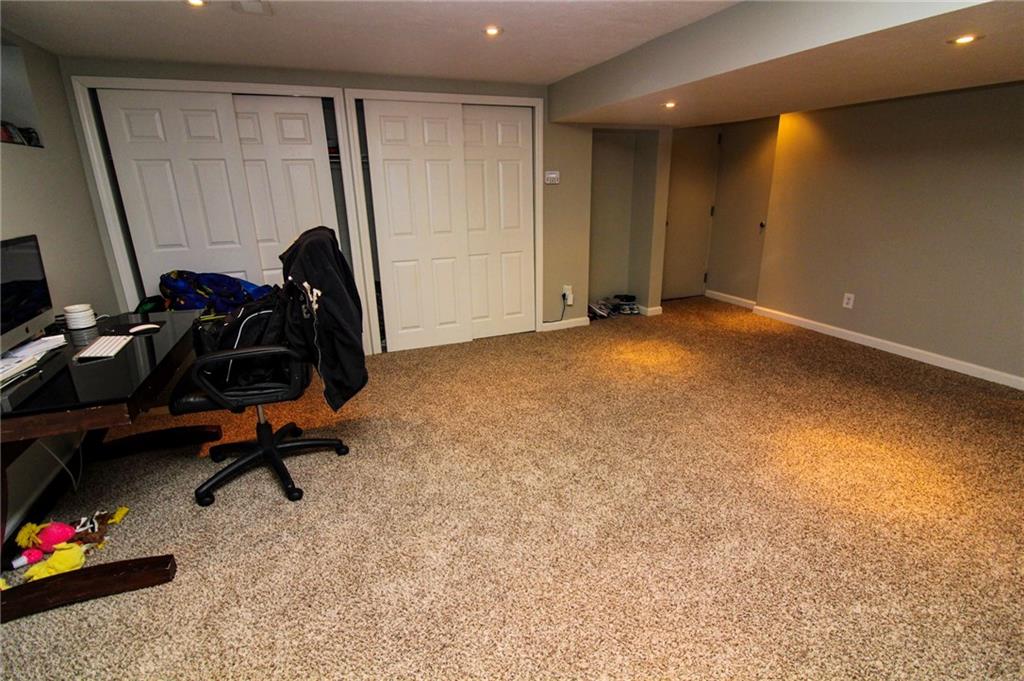 70 Rose Leaf Road Pittsburgh, PA 15220 - Photo 13 of 16 Gallery Image 13