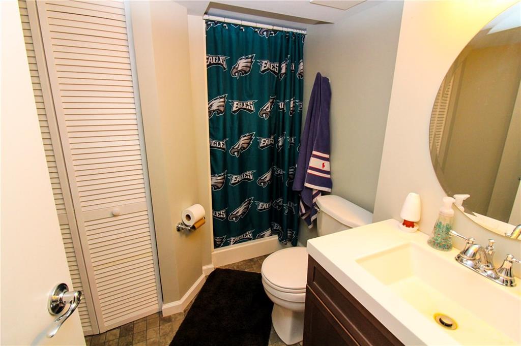70 Rose Leaf Road Pittsburgh, PA 15220 - Photo 15 of 16 Gallery Image 15