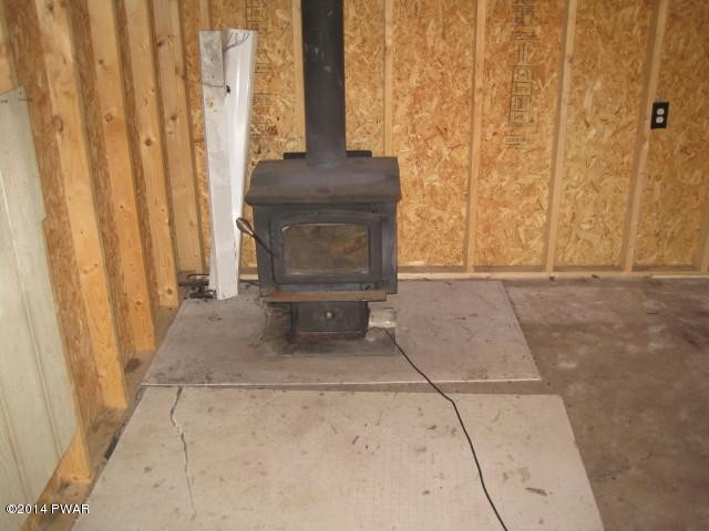 85 St Moritz Drive Newfoundland, PA 18445 - Photo 17 of 21