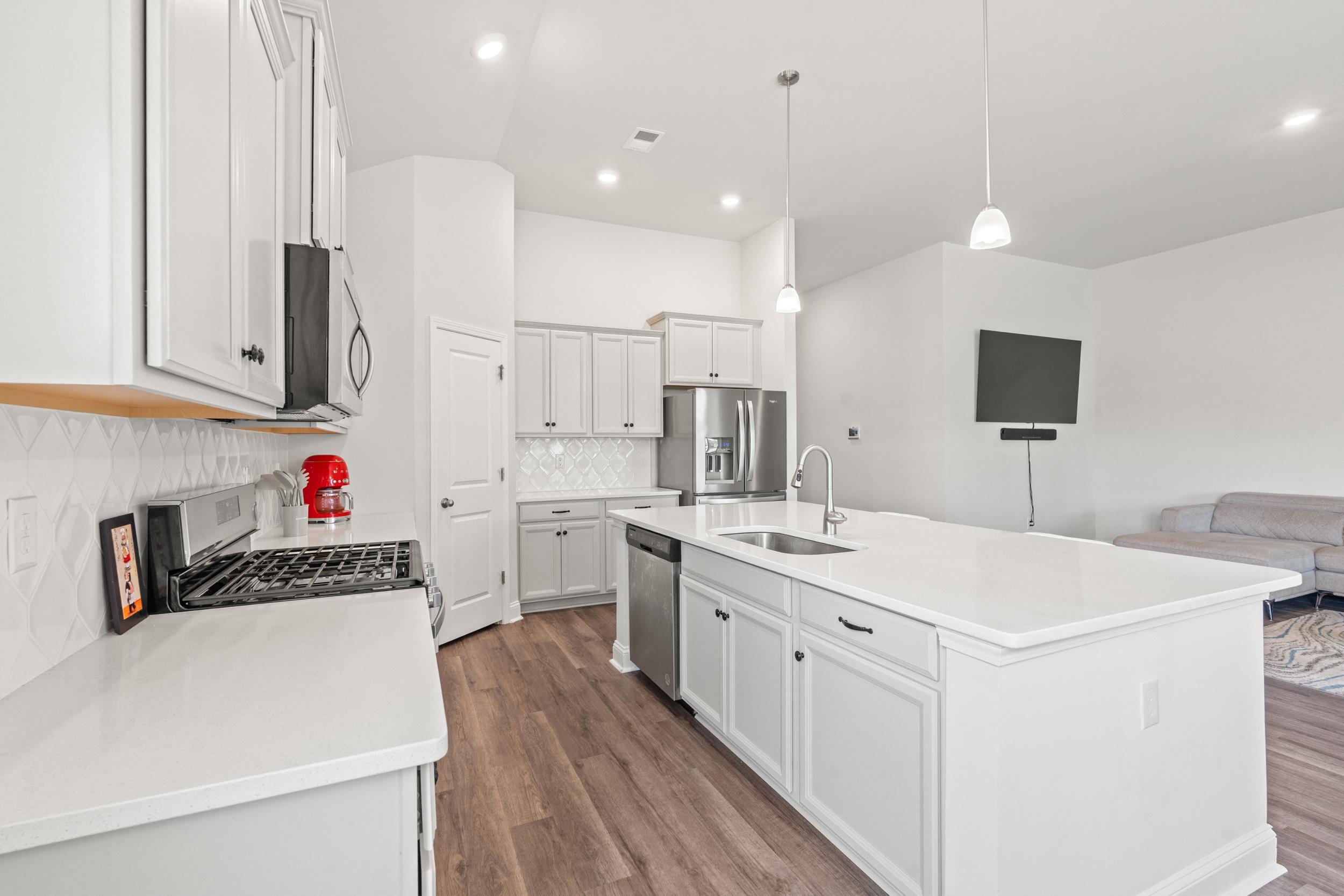 847 Saluda River Road Myrtle Beach, SC 29588 - Photo 5 of 41