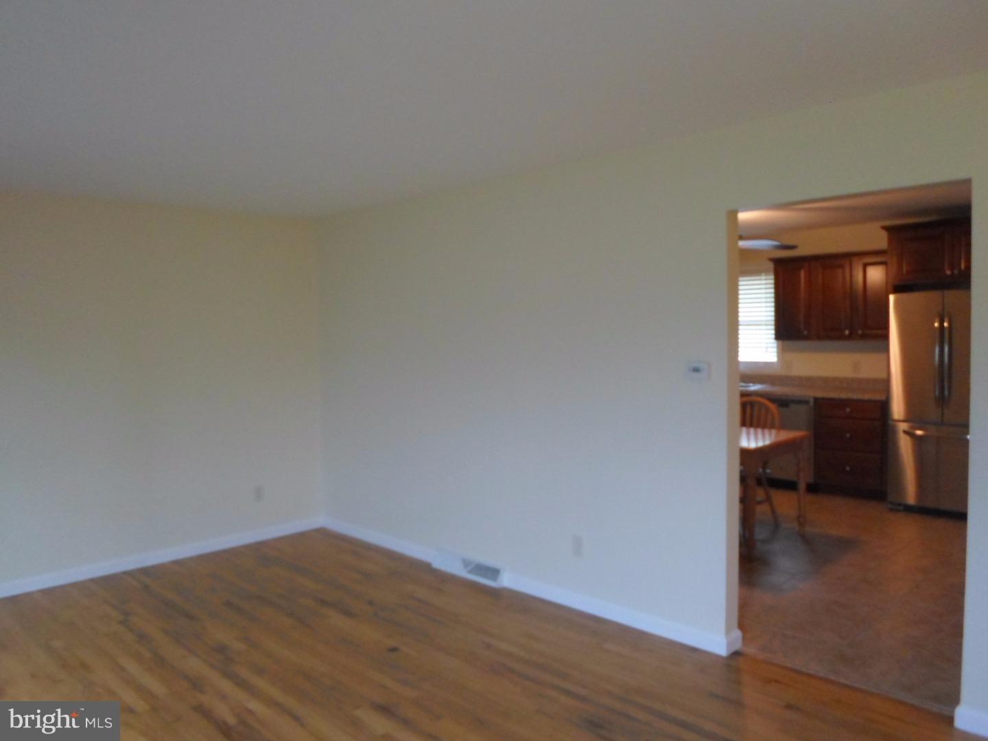 336 Almond Road Elmer, NJ 08318 - Photo 6 of 25