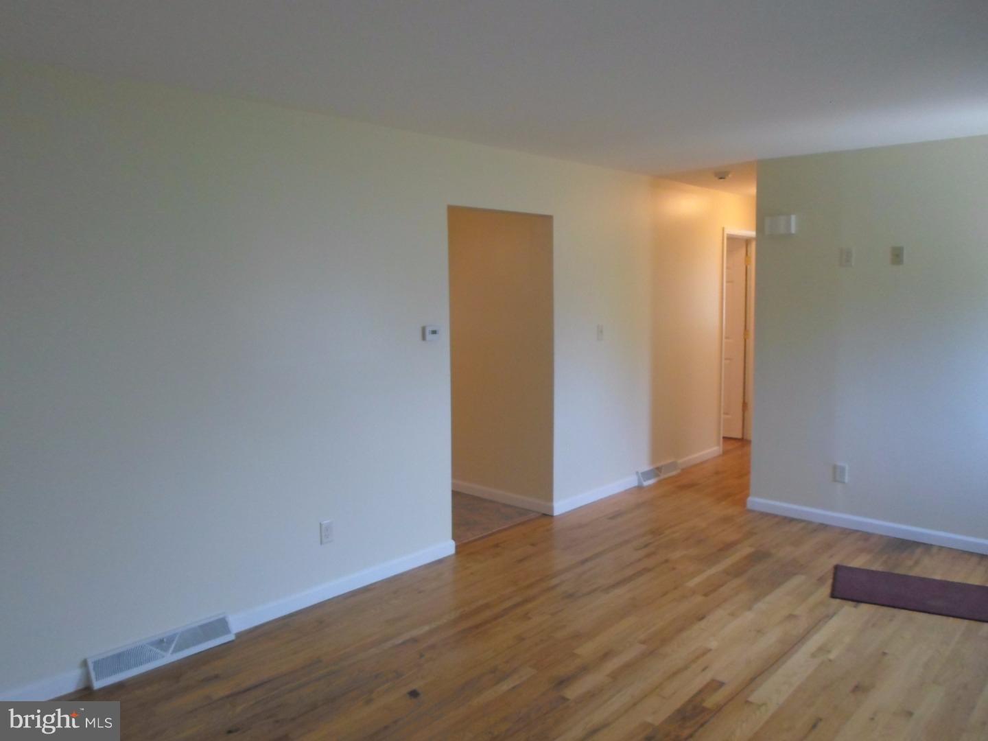 336 Almond Road Elmer, NJ 08318 - Photo 7 of 25