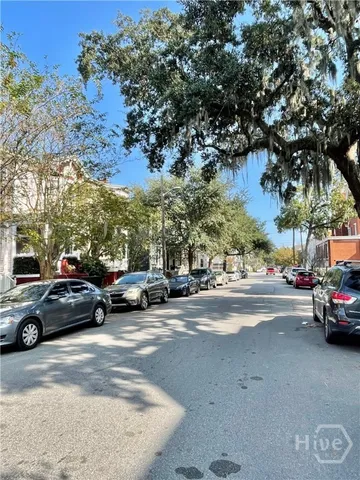 $1,700 | 110 East Duffy Street, Unit CARRIAGE HOUSE, Savannah, GA 31401