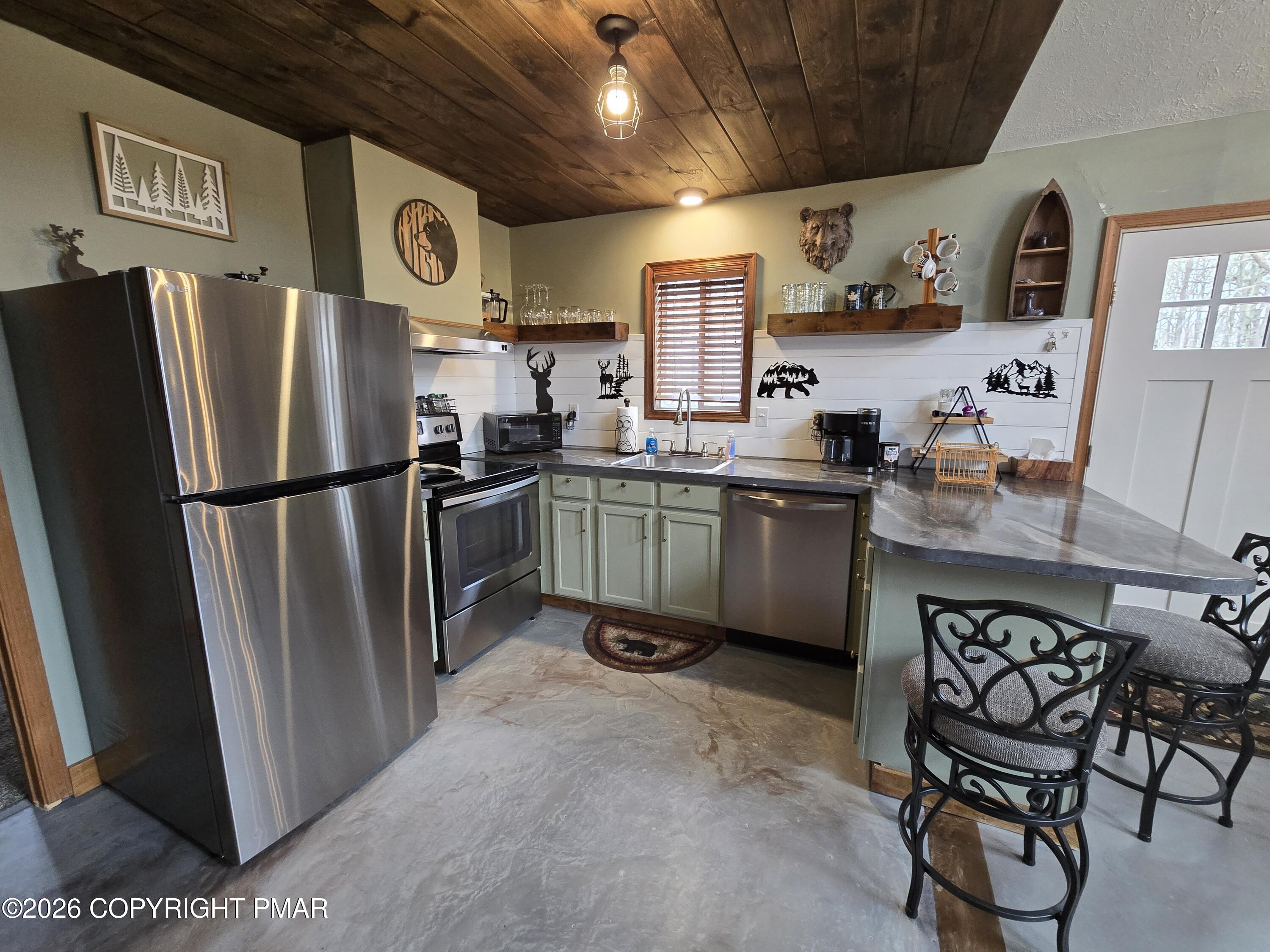 672 Stony Mountain Road Albrightsville, PA 18210 - Photo 5 of 26 Kitchen
