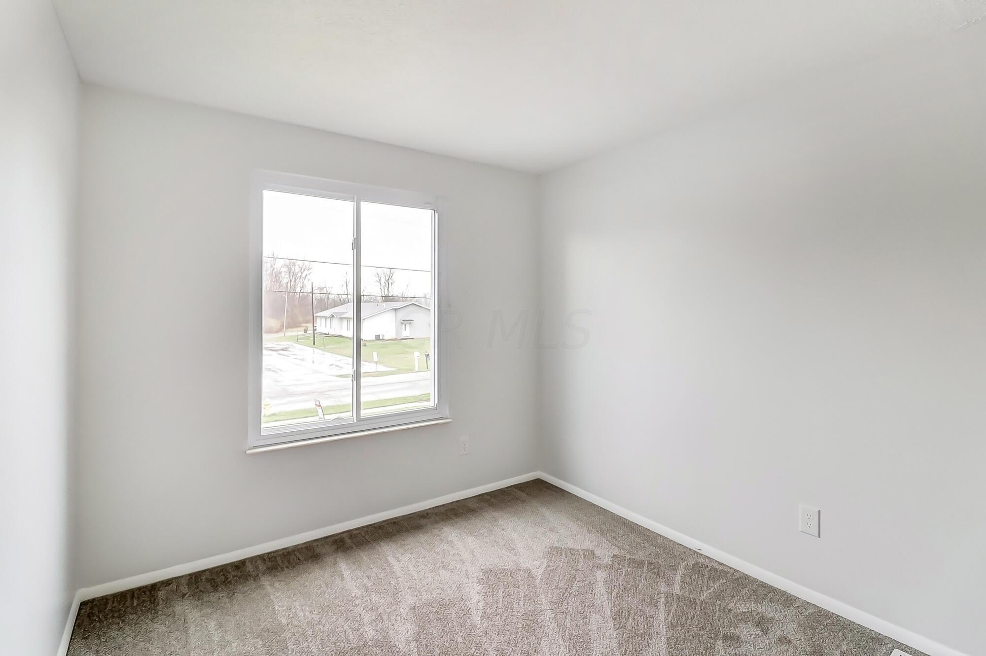 7270 Rodebaugh Road Reynoldsburg, OH 43068 - Photo 19 of 34 021