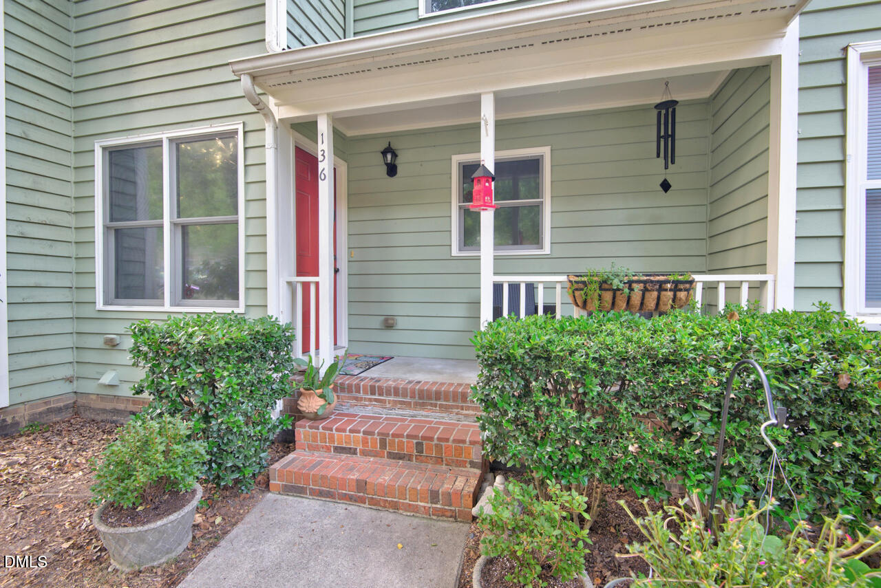 136 Long Shadow Place Durham, NC 27713 - Photo 2 of 34