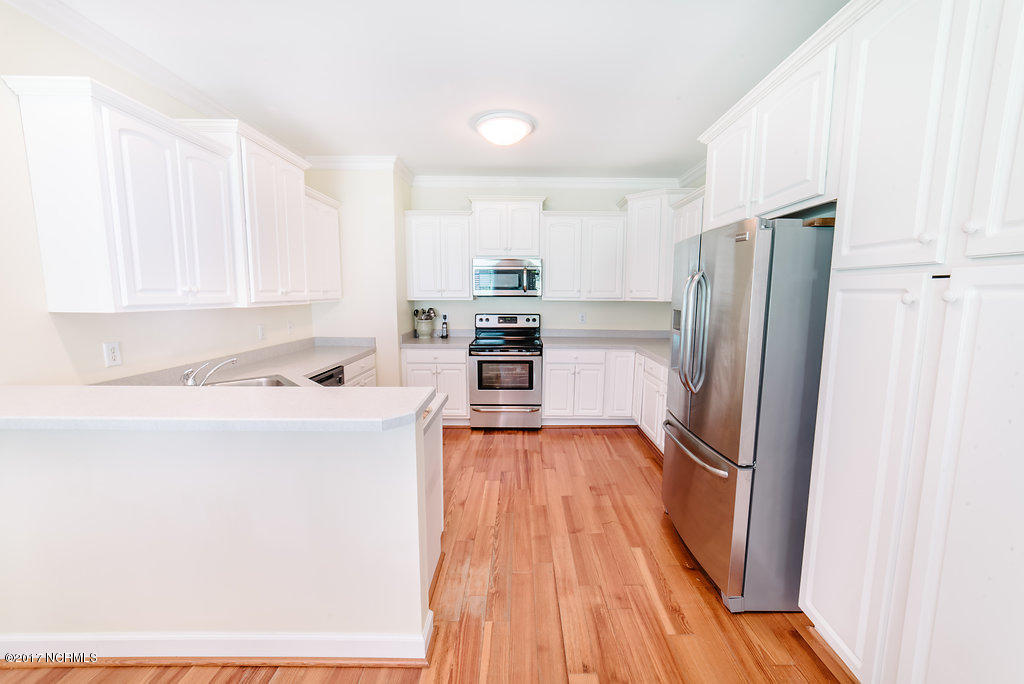 464 Huntingridge Road Greenville, NC 27834 - Photo 25 of 30 Kitchen