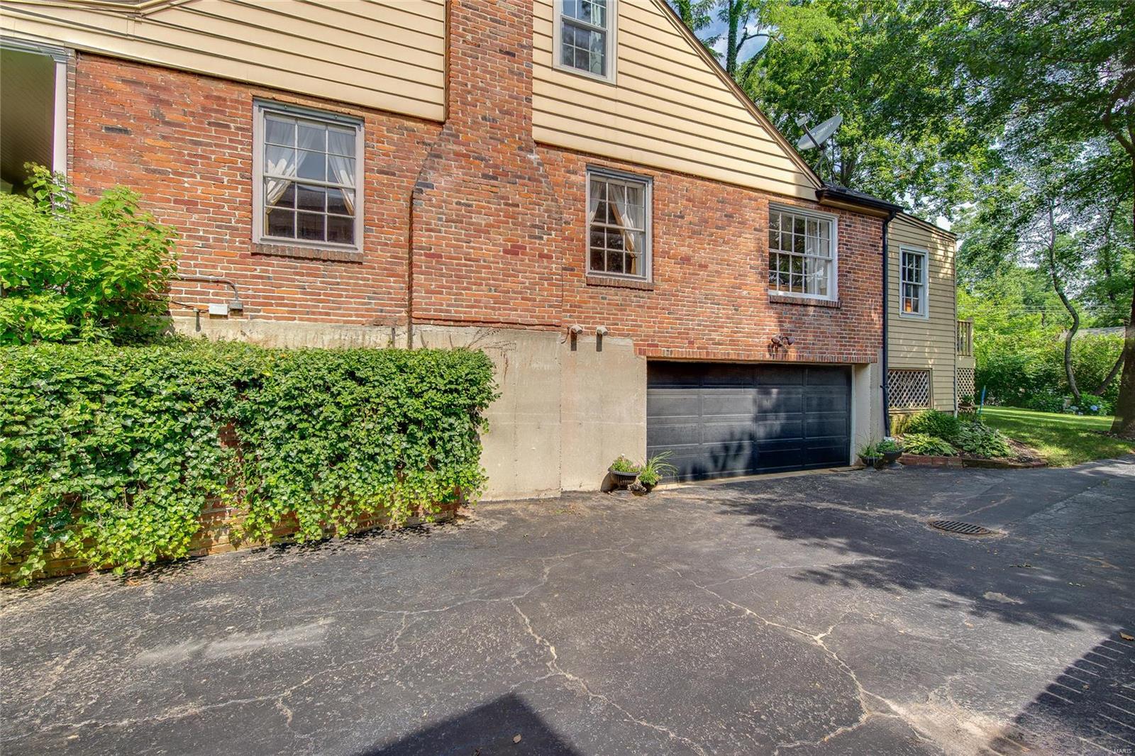51 Berry Rd Park St. Louis, MO 63122 - Photo 10 of 53 Gallery Image 10