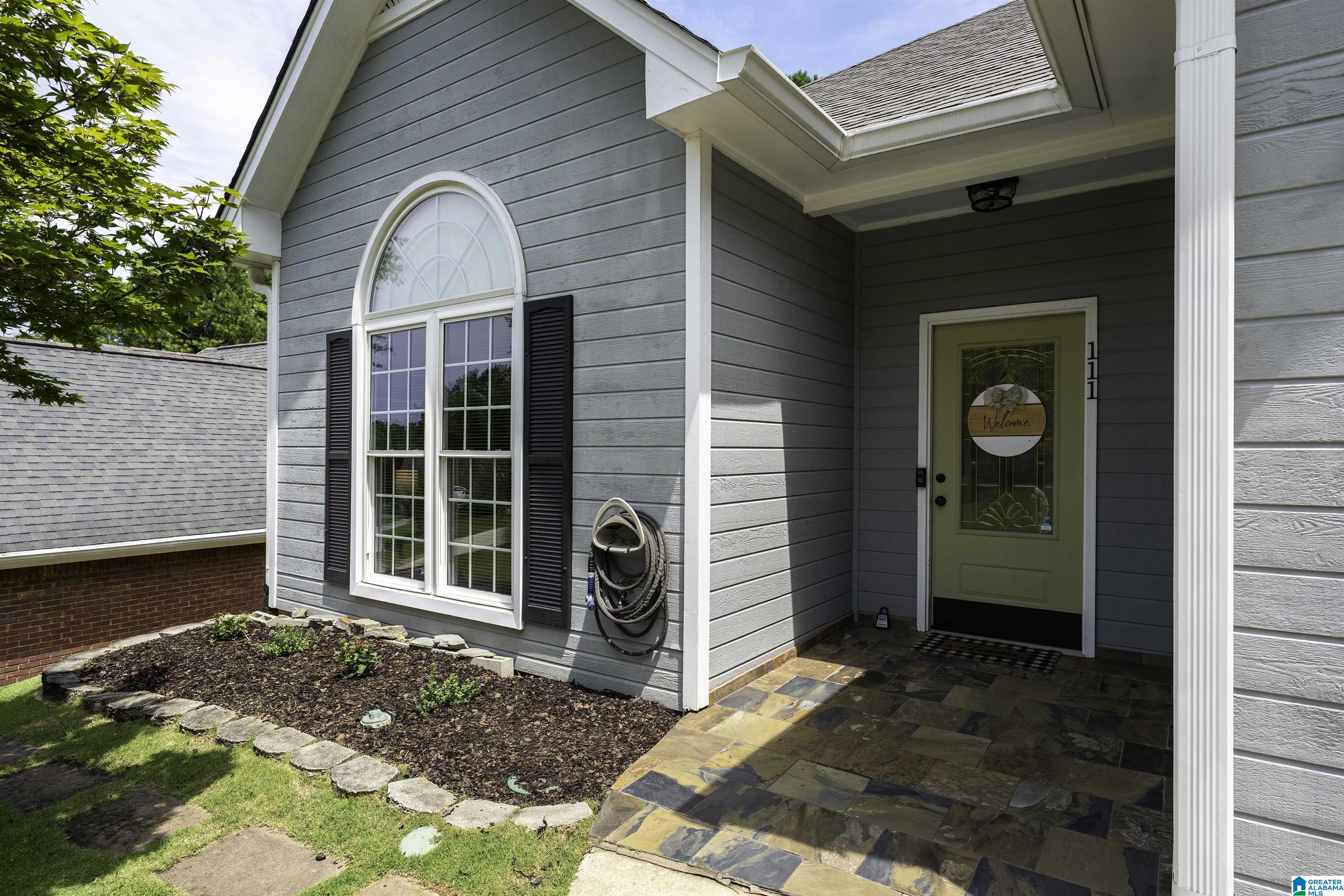 111 Cobblestone Terrace Pelham, AL 35124 - Photo 4 of 32